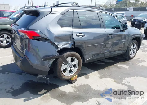 2019 Toyota Rav4 Xle from USA, damaged, VIN 2T3W1RFV0KW054346